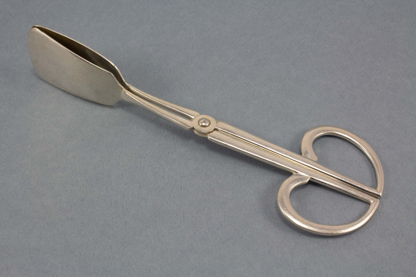 Versilberte Gebäckzange von WMF, 2500 Art Deco