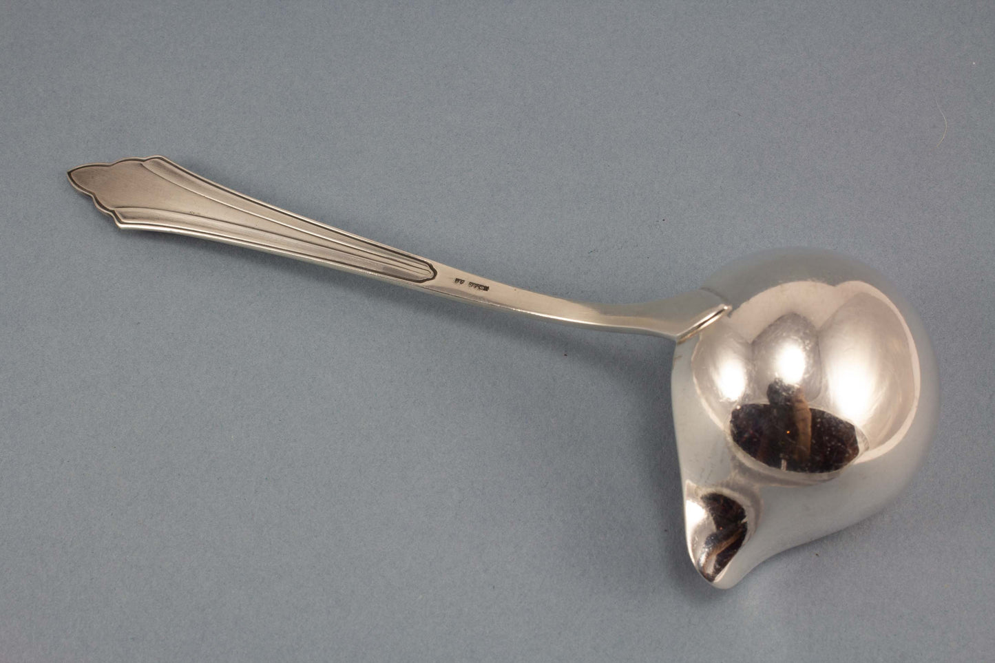 Schöne Saucenkelle von WMF im Fächer Muster, WMF 900, Kelle, versilbertes Besteck, versilberte Kelle