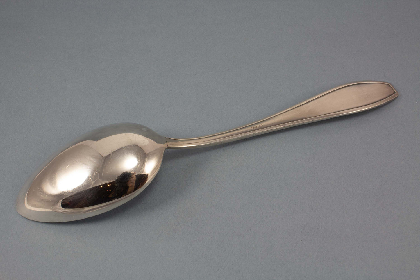 Großer Gemüselöffel, versilberter Servier-Löffel, Jugendstil, OKA