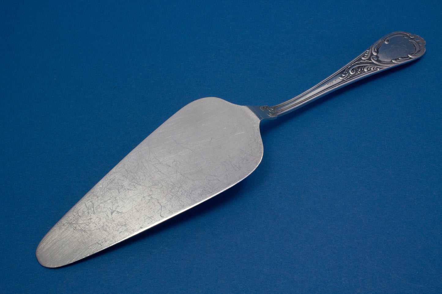 Versilberter Rokoko Tortenheber