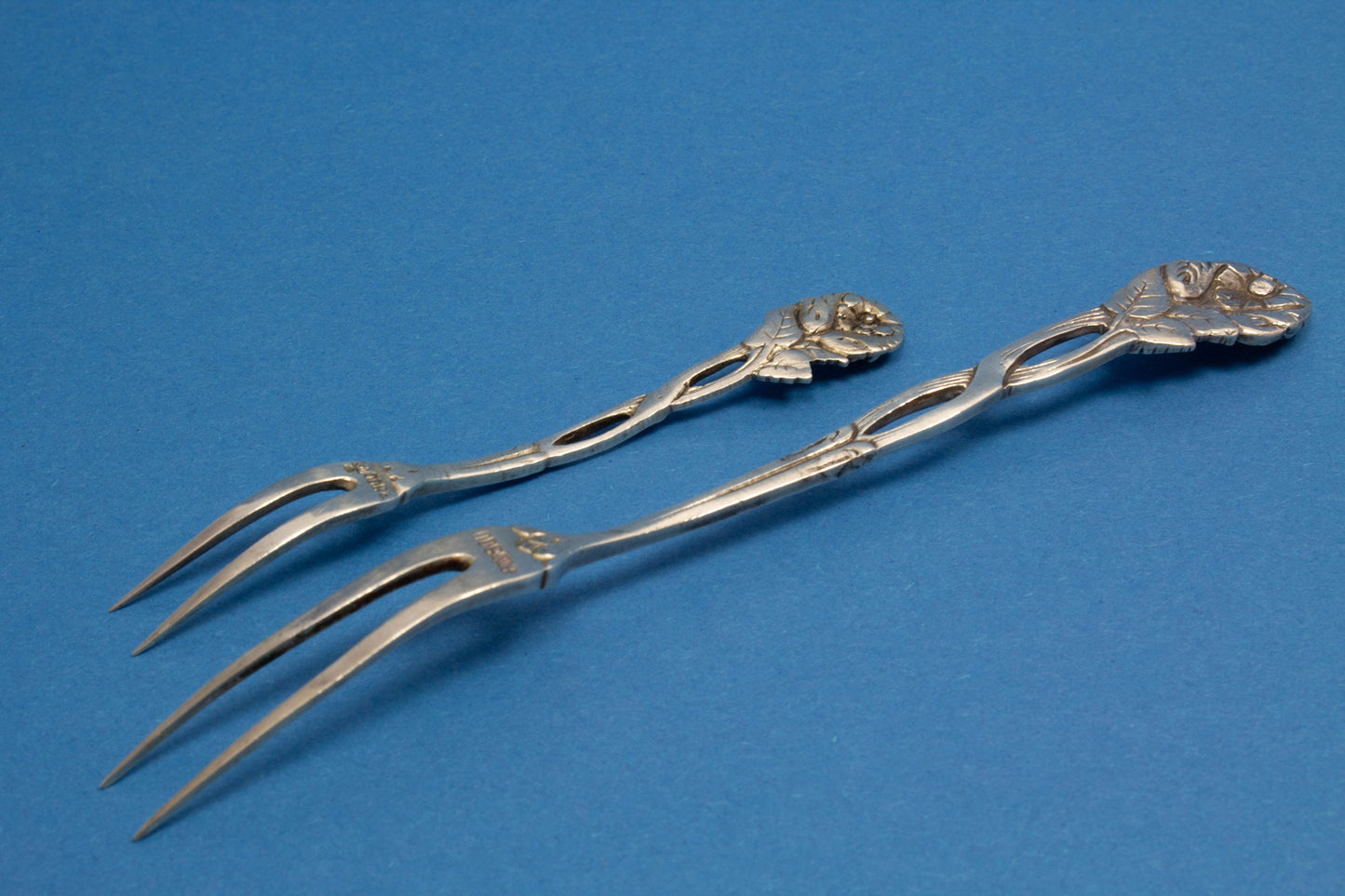 2 Spieße und ein Messer aus Silber, Hildesheimer Rose