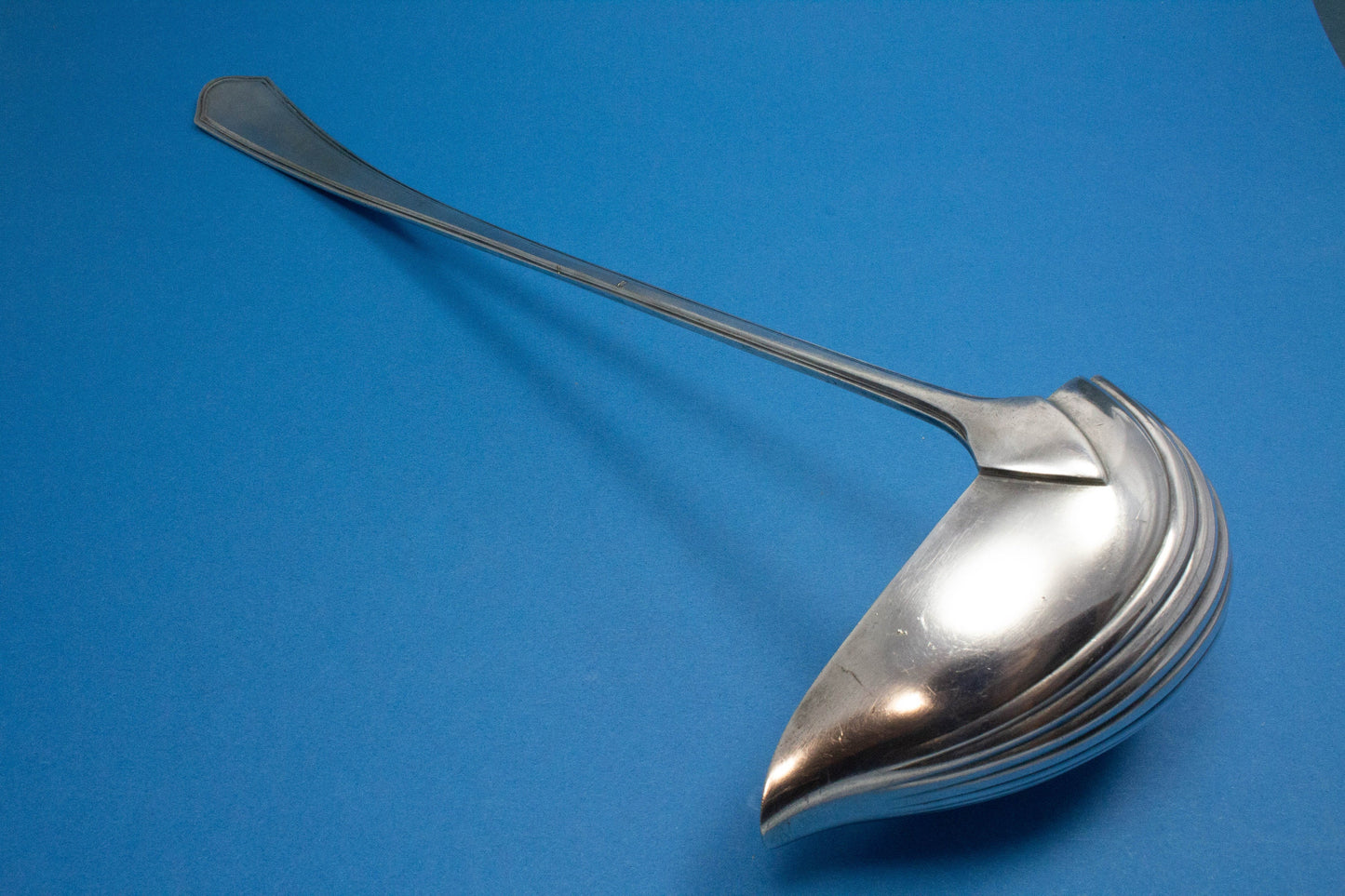 Große antike Kelle im Jugendsti, Punschkelle, Bowlekelle, Suppenkelle, 1910