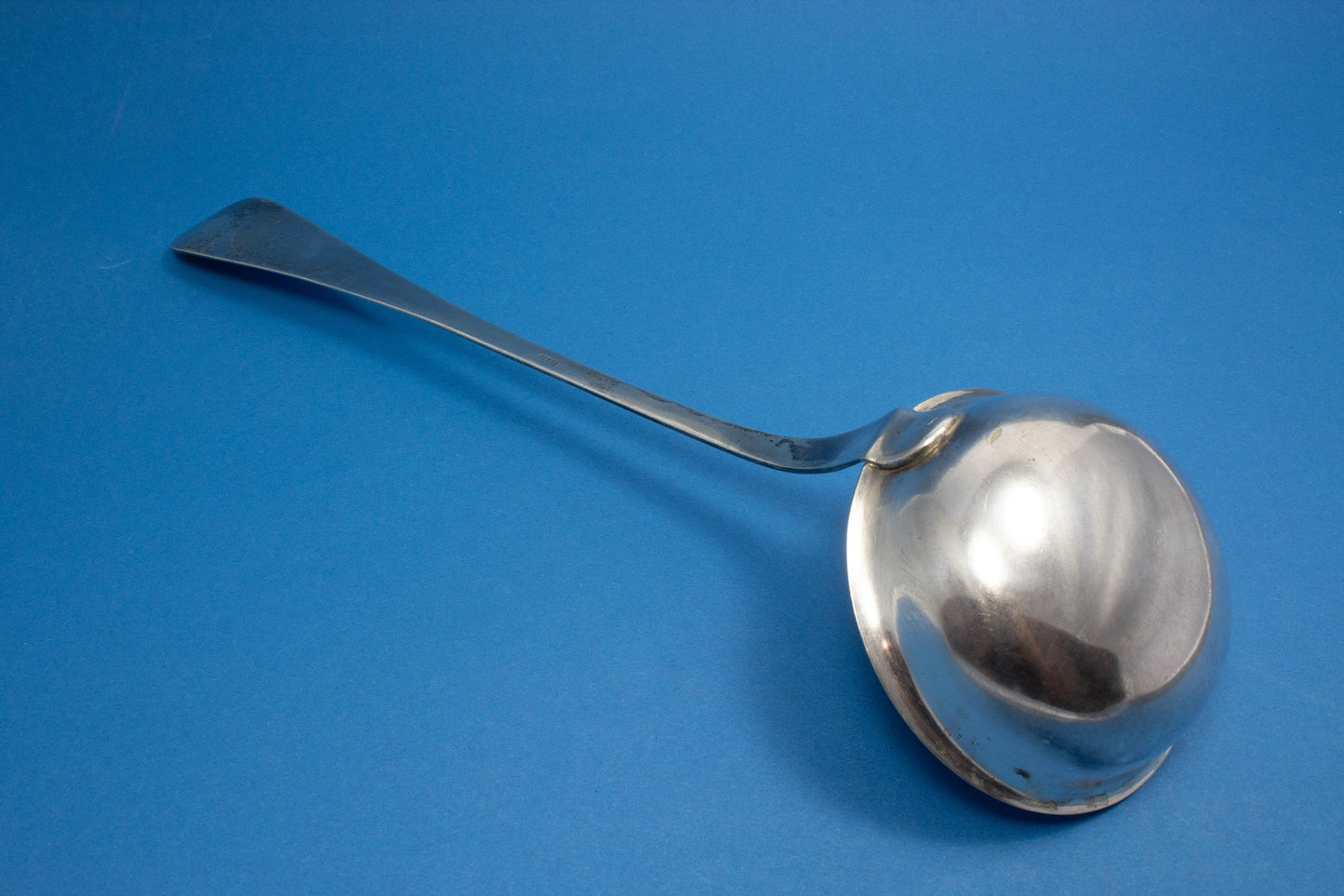 Große versilberte Suppenkelle von Clarfeld um 1900