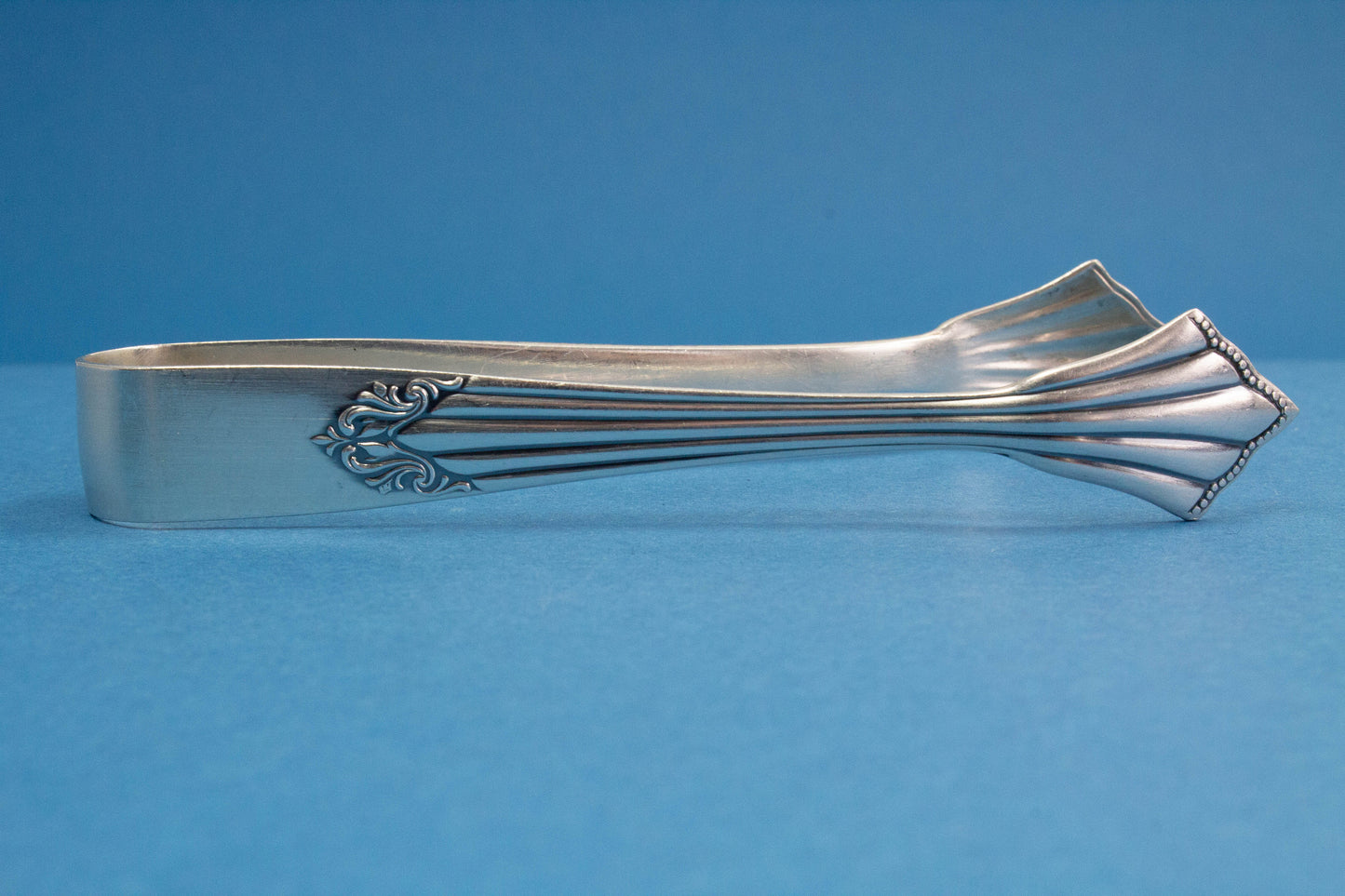 Sugar tongs by WMF, 900 fanned