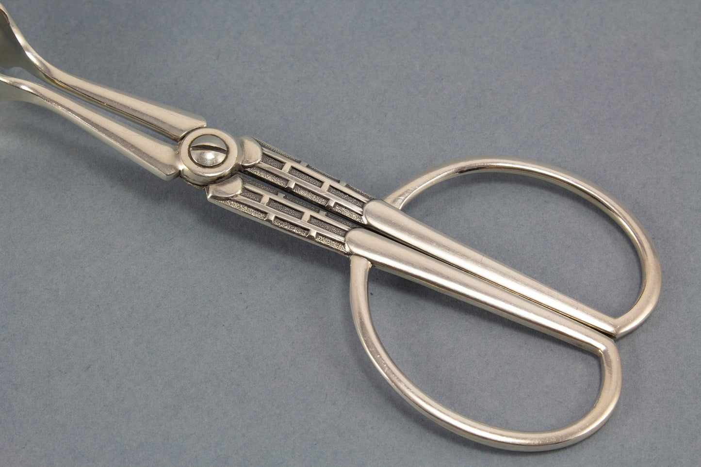 Versilberte Vintage-Gebäckzange
