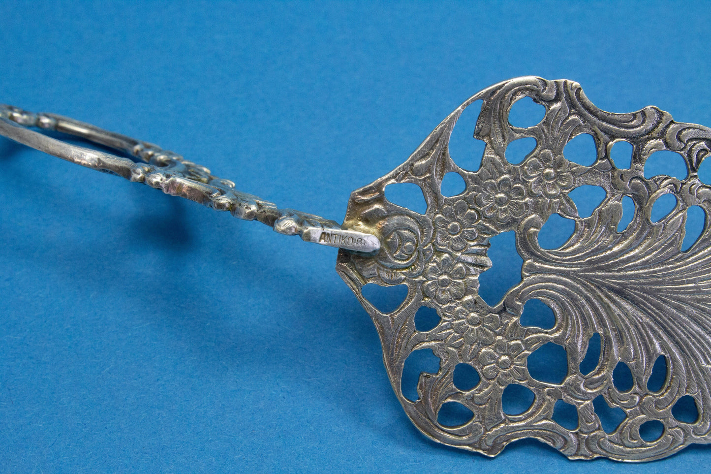 Gebäckheber, Hildesheimer Rose, versilbert