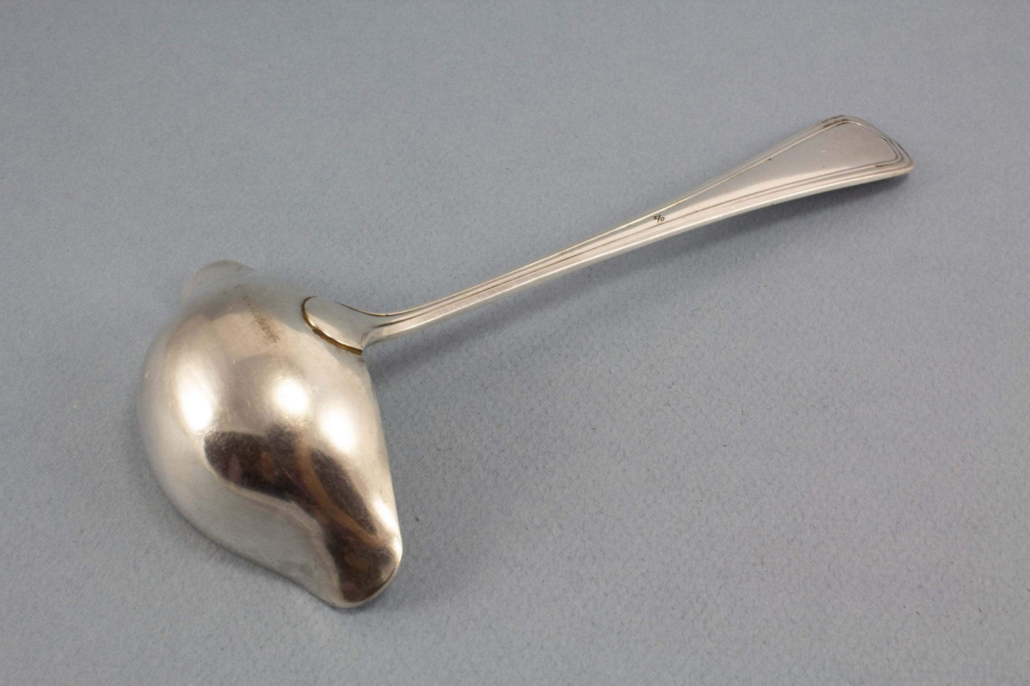 Versilberte Soßenkelle, WMF 37