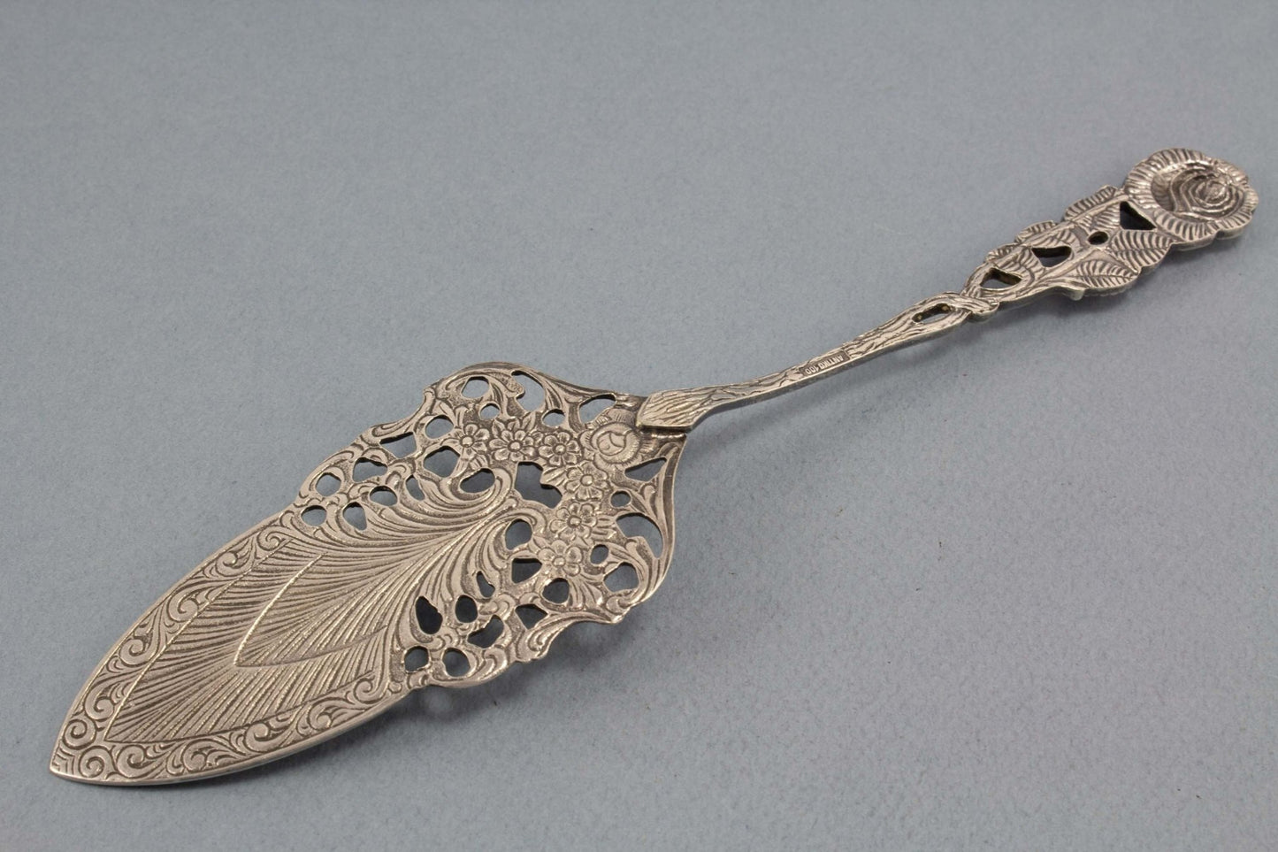 Versilberter Tortenheber von Antiko, Hildesheimer Rose, 50er Jahre - Löffelland