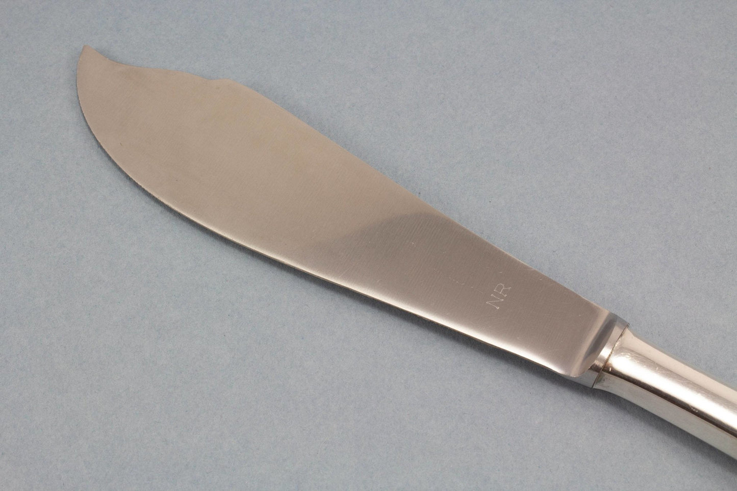 Versilbertes Tortenmesser, Vintage Messer für die Hochzeitstorte, Ostfriesenmuster - Löffelland