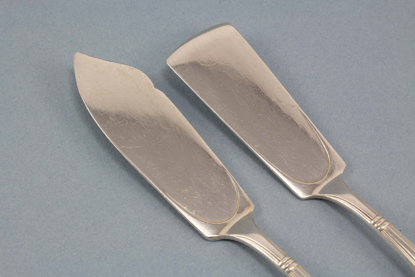 Wellner Käsemesser und Buttermesser antikes Besteckset