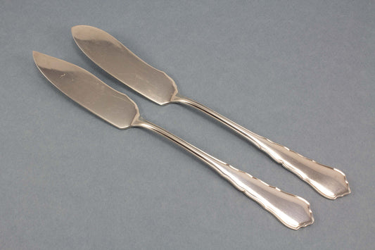 Versilbertes Käsemesser und Buttermesser, WMF 2100 Chippendale