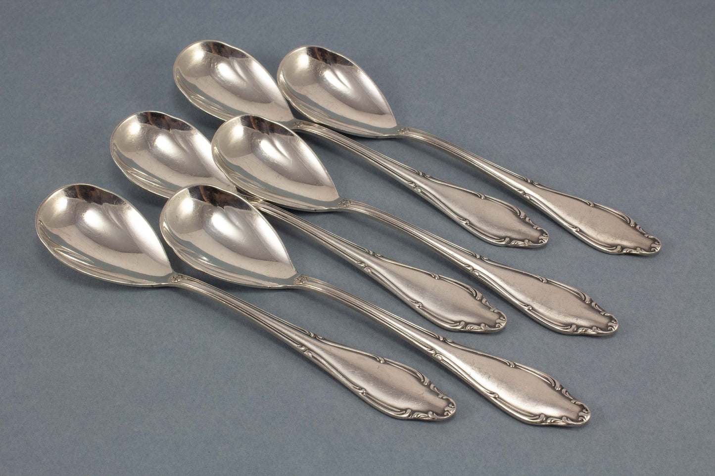 6 ice cream spoons in a box, WMF 2200, silver plated spoons, spoon for ice cream, silver plated, vintage cutlery, WMF cutlery
