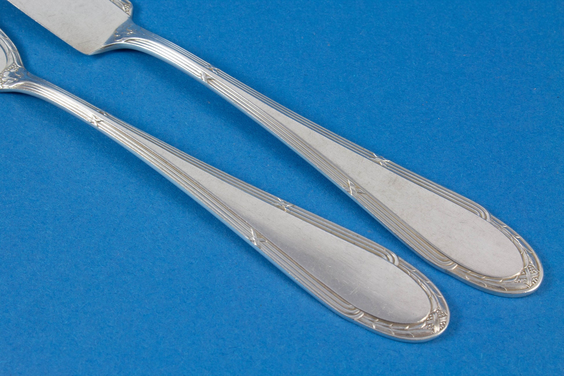 Silver-plated serving cutlery set, cheese knife, butter knife