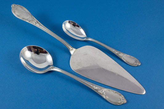 Silver-plated cake server with matching spoons from Koch and Bergfeld