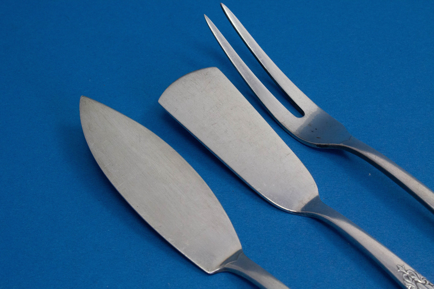 Versilbertes Käsemesser, Buttermesser und Käsespieß von WMF, 3 tlg. Set im Fächermuster