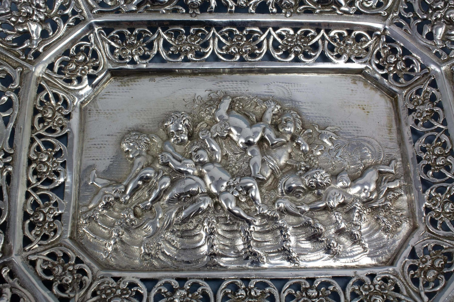 Wunderschöne silberne Schale, Putti mit Delfin, Silber, 800, antik - Löffelland